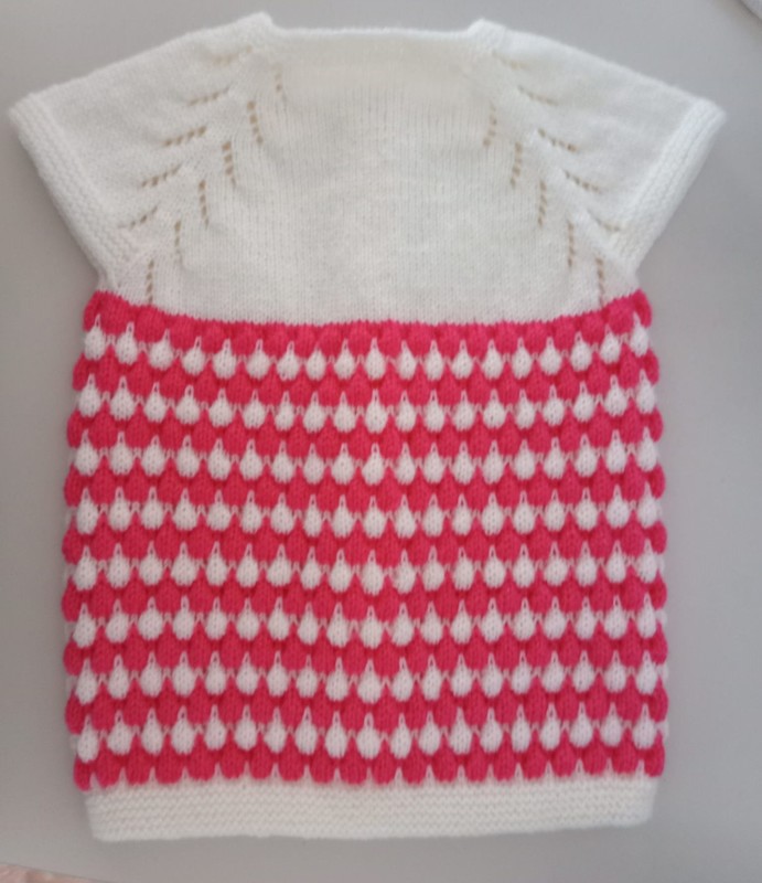 El Örgüsü Kız Bebek Yeleği Kırmızı